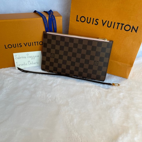 Neverfull Damier Ebene Pouch š - Picture 7 of 7